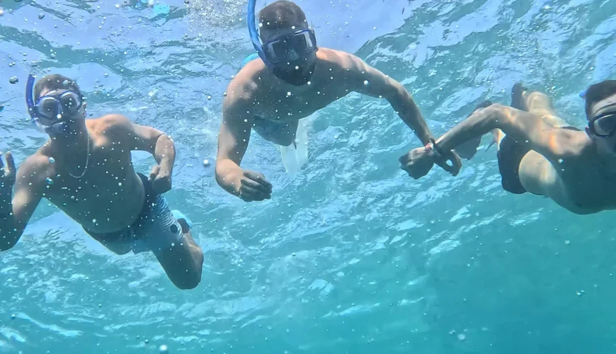 A Quiet Day on the Red Sea